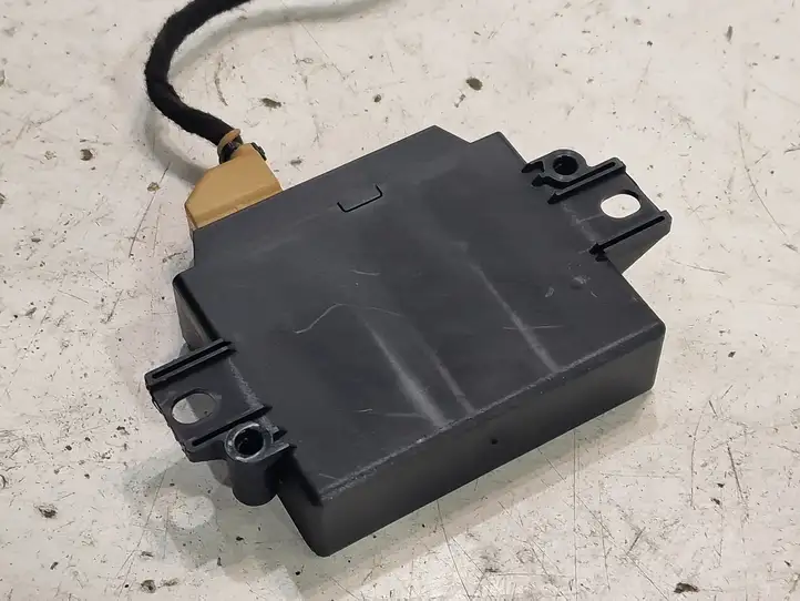 Audi A6 (2004 - 2008)  4L0919283B Блок управления парковки