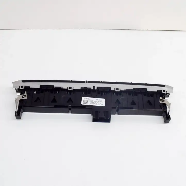 Audi A3/S3 8V (2012 - 2016) 8V0925301ER Блок кнопок на панели — фото 2