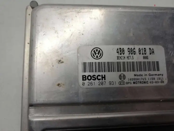 Volkswagen PASSAT B5.5 (2001 - 2005) 4B0906018DA Блок управления двигателем (ЭБУ) — фото 3