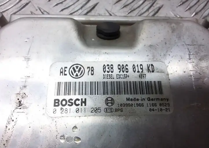 Volkswagen PASSAT B5.5 (2001 - 2005) 038906019KD Блок управления двигателем (ЭБУ) — фото 6