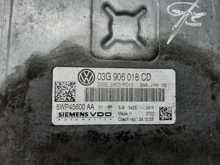 Volkswagen PASSAT B6 (2005 - 2010) 03G906018CD Блок управления двигателем (ЭБУ) — фото 3