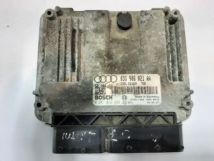Audi A3/S3 8P (2004 - 2008) 03G906021AA Блок управления двигателем (ЭБУ) — фото 1