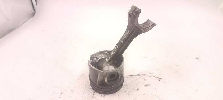 Seat Leon (1M) (1998 - 2006)  M401 Поршень (поршни)