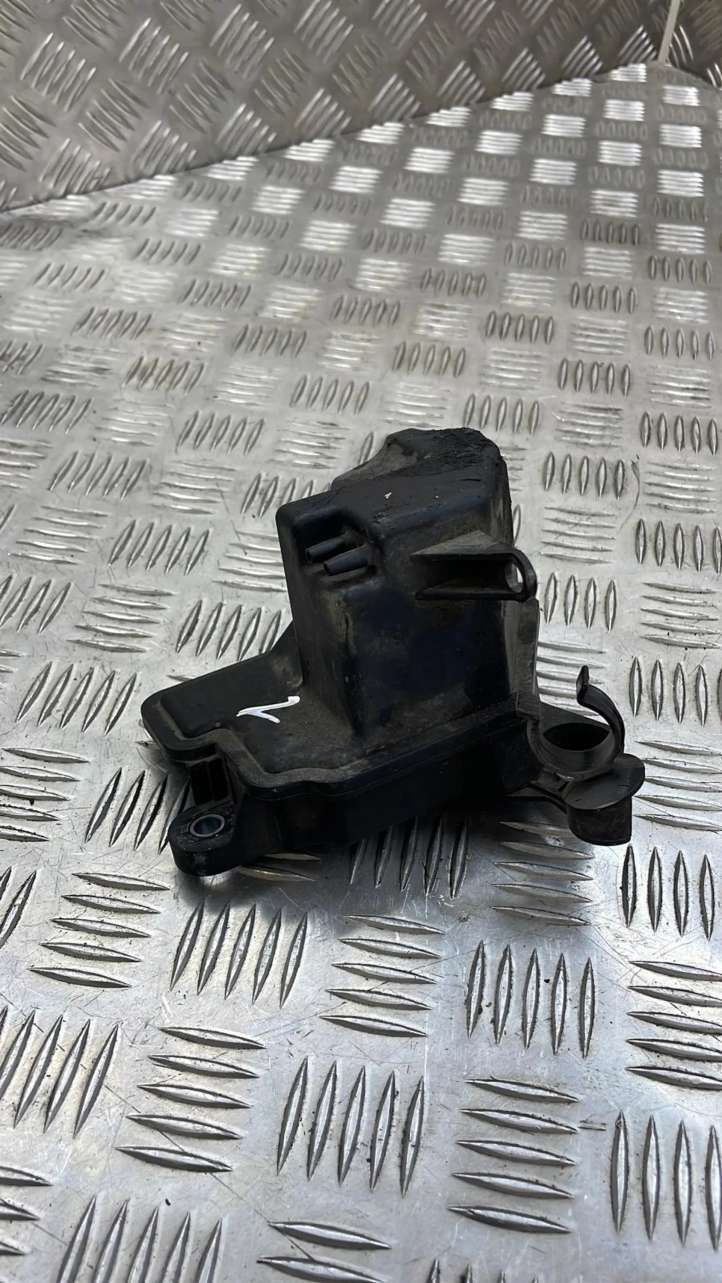 9648411180 Volvo V50 Kita variklio skyriaus detalė