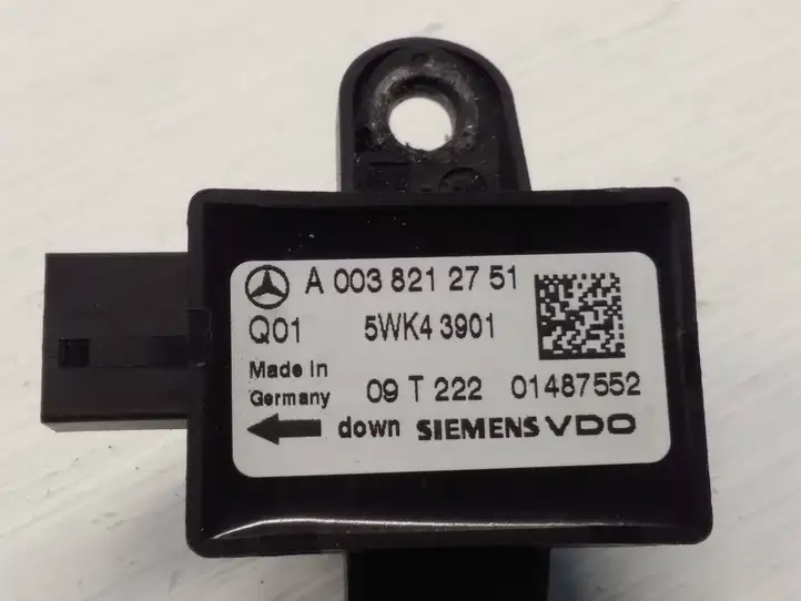 Mercedes-Benz ML W164 (2005 - 2011) A0038212751 Датчик удара SRS — фото 2