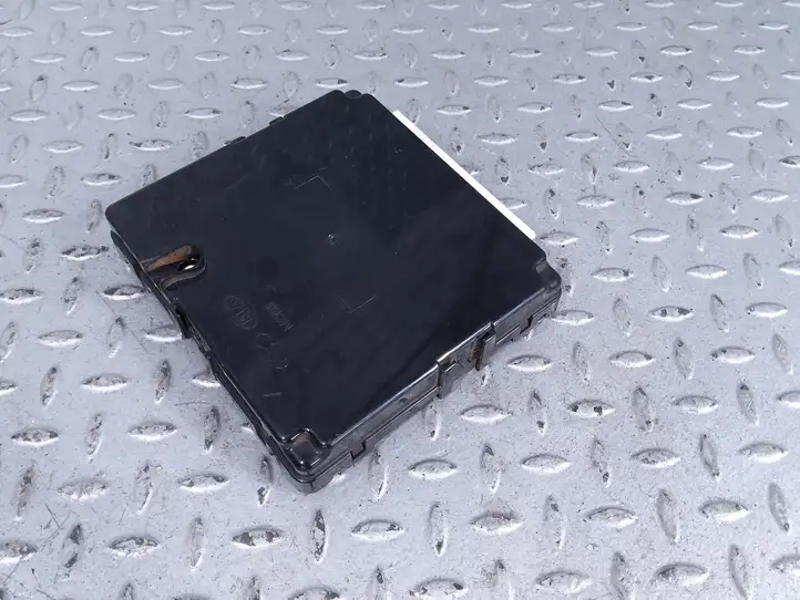 Kia Ceed (2015 - 2018)   Блок управления без ключа