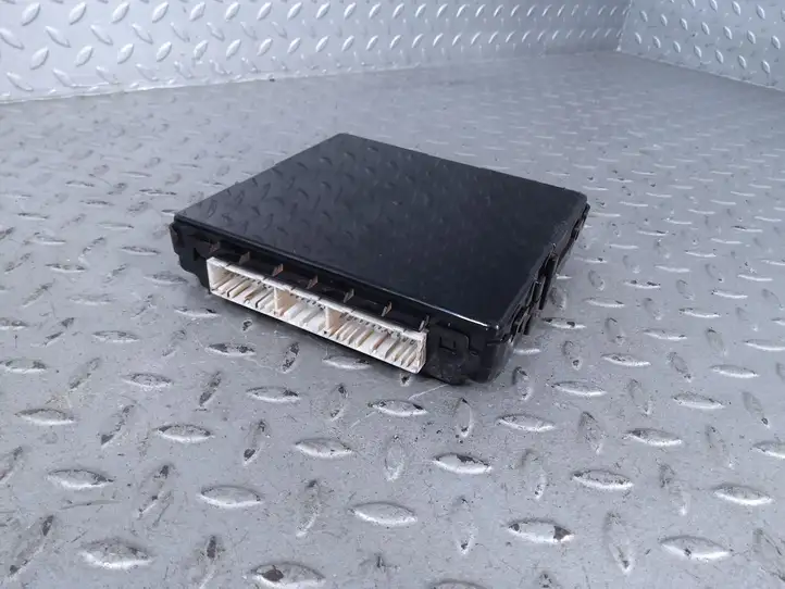 Kia Ceed (2015 - 2018)   Блок управления без ключа