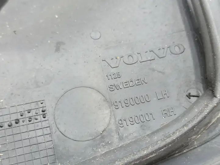 Volvo S60 (2000 - 2004) 9190001 Жабо стеклоочистителей — фото 10