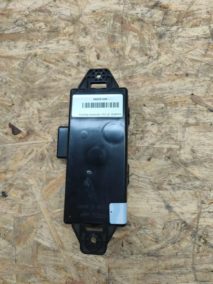 Fiat 500E (2013 - 2019) 68092974AM Блок GSM — фото 4