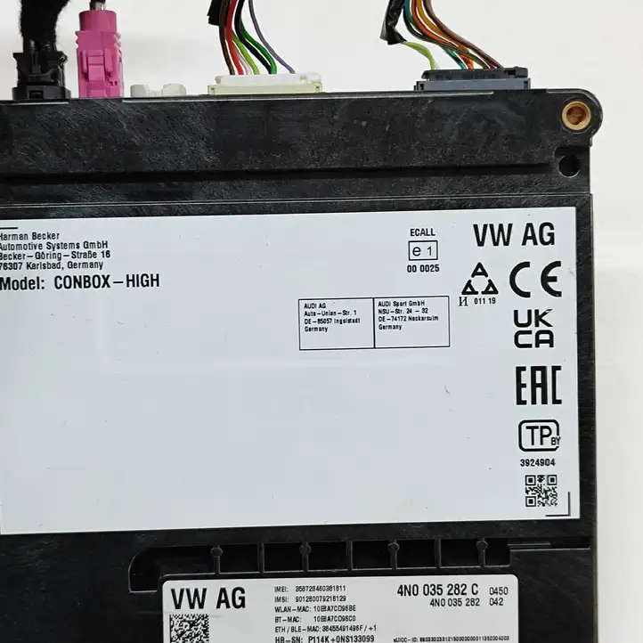 Porsche Taycan 9J1 (2019 - ) 4N0035282C Блок GSM — фото 8