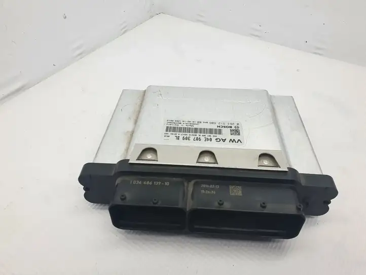 Seat Leon (5F) (2012 - 2019)  04E907309BL Блок управления двигателя