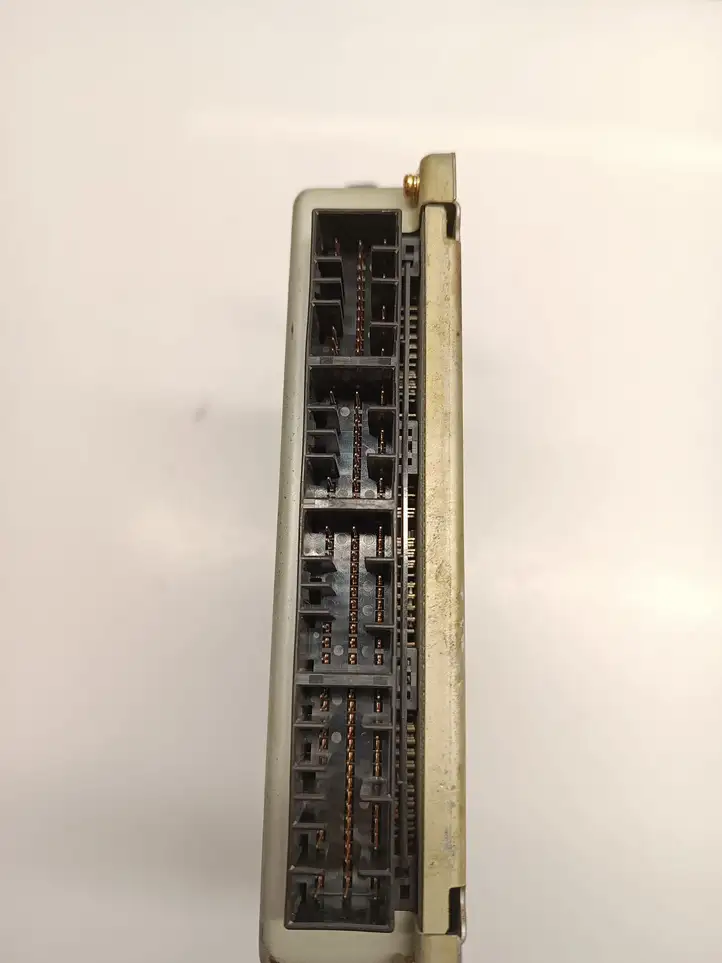 Subaru Forester SG (2003 - 2005)  22611AJ610 Блок управления двигателя