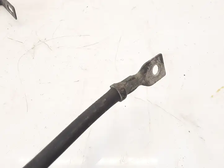 Renault Megane II (2006 - 2008)   Минусовый провод (аккумулятора)