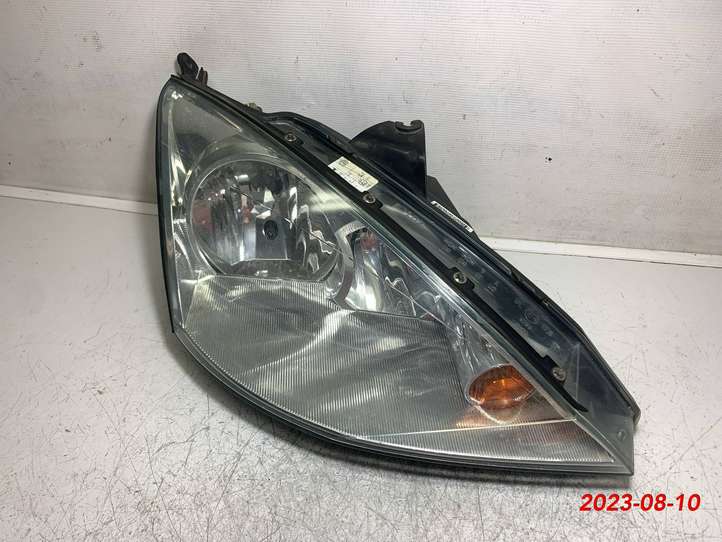 Ford Focus (1998 - 2004)  2M5113W029BE Передняя фара