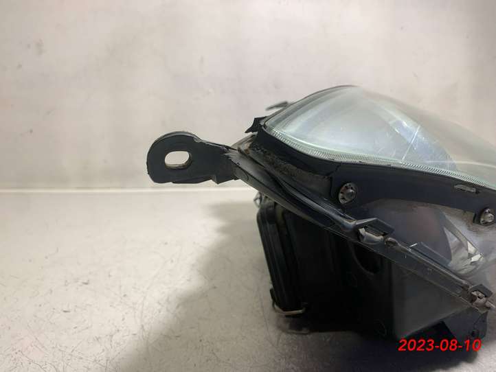 Ford Focus (1998 - 2004)  2M5113W029BE Передняя фара