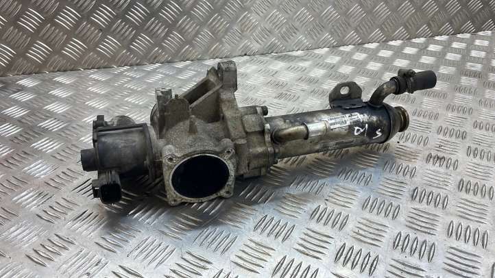 Volvo XC90 (2006 - 2014)  8801828 Охладитель EGR