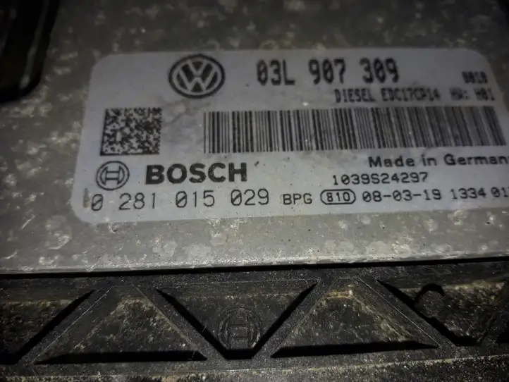 Volkswagen PASSAT B6 (2005 - 2010) 0281015029 Блок управления двигателем (ЭБУ) — фото 2