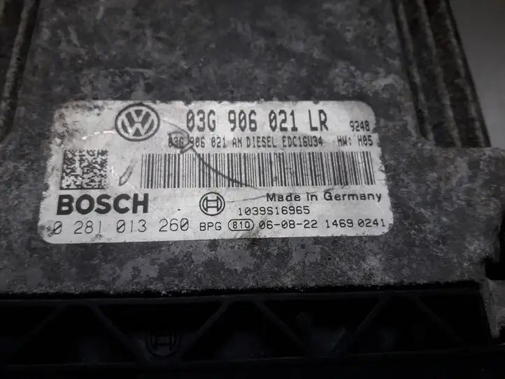 Volkswagen PASSAT B6 (2005 - 2010) 0281013260 Блок управления двигателем (ЭБУ) — фото 2