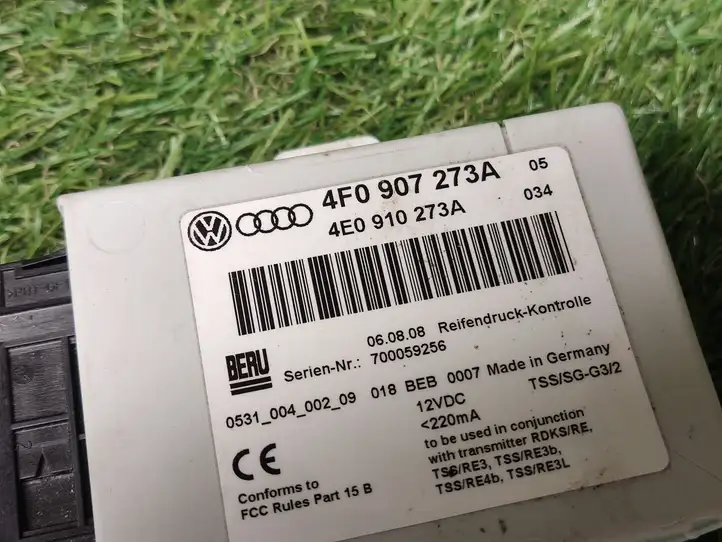 Audi A8 S8 D3 4E (2007 - 2010) 4F0907273A Прочие блоки управления — фото 2