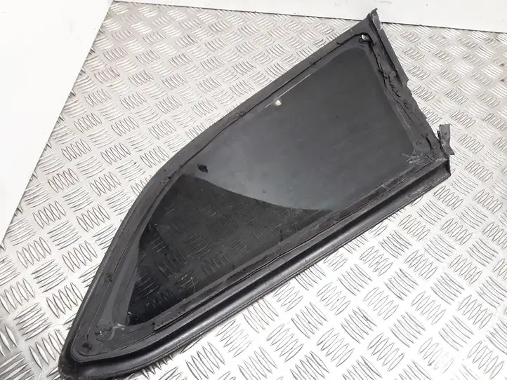 Ford Focus (2011 - 2015) BM51N297B01G Заднее боковое стекло — фото 2