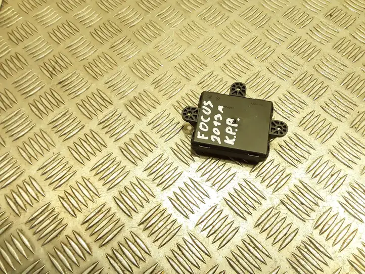 Ford Focus (2011 - 2015)  BV6N14B531AJ Блок управления дверью