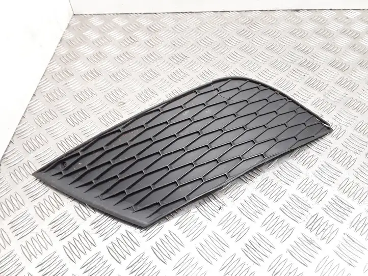 Seat Altea XL (2004 - 2015) 5P9853666 Решетка противотуманной фары — фото 1