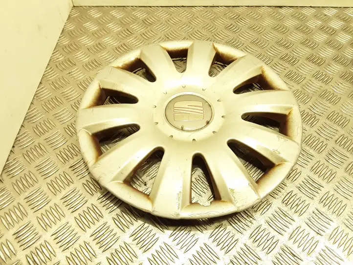 Seat Altea XL (2004 - 2015)  1M0601147K Колпак (колпаки колес) R 15