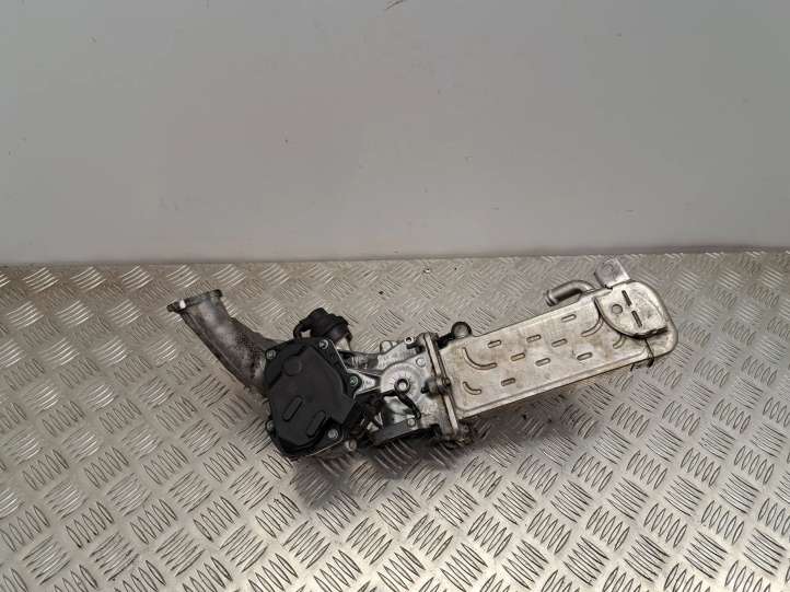 Mercedes-Benz C W204 (2007 - 2014)  A6511400460 Охладитель EGR