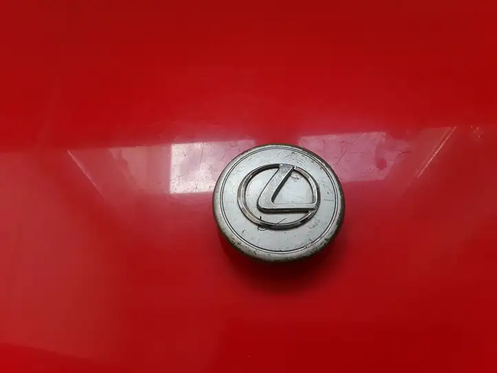 Lexus IS 220D-250-350 (2005 - 2010) 2023 Колпаки ступицы — фото 1