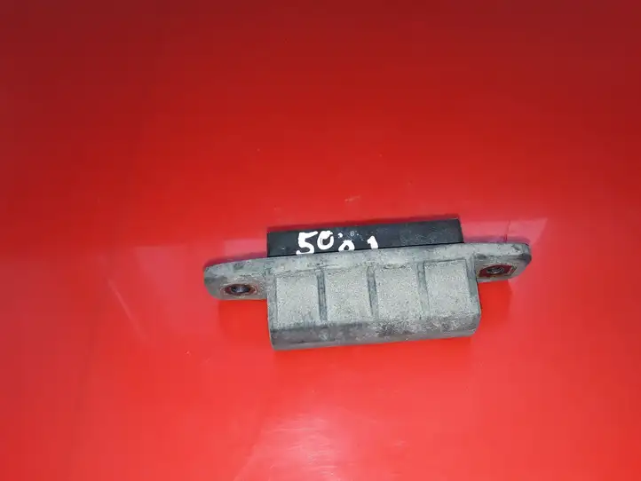 Toyota Verso (2009 - 2012)  0505B18 Включатель закрытия задней крышки