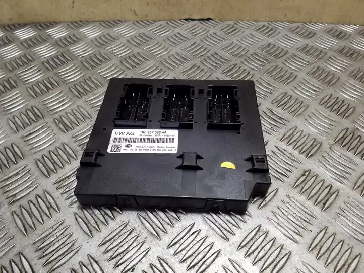 Skoda Yeti (5L) (2013 - 2018) 1K0937086AA Модуль комфорта — фото 1