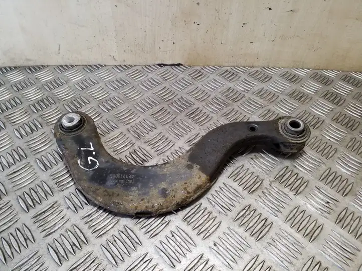 Skoda Yeti (2013 - 2018)  5Q0505323C Рычаг