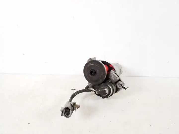 Toyota Avensis T250 (2003 - 2006) 23390-64450 Корпус топливного фильтра — фото 4
