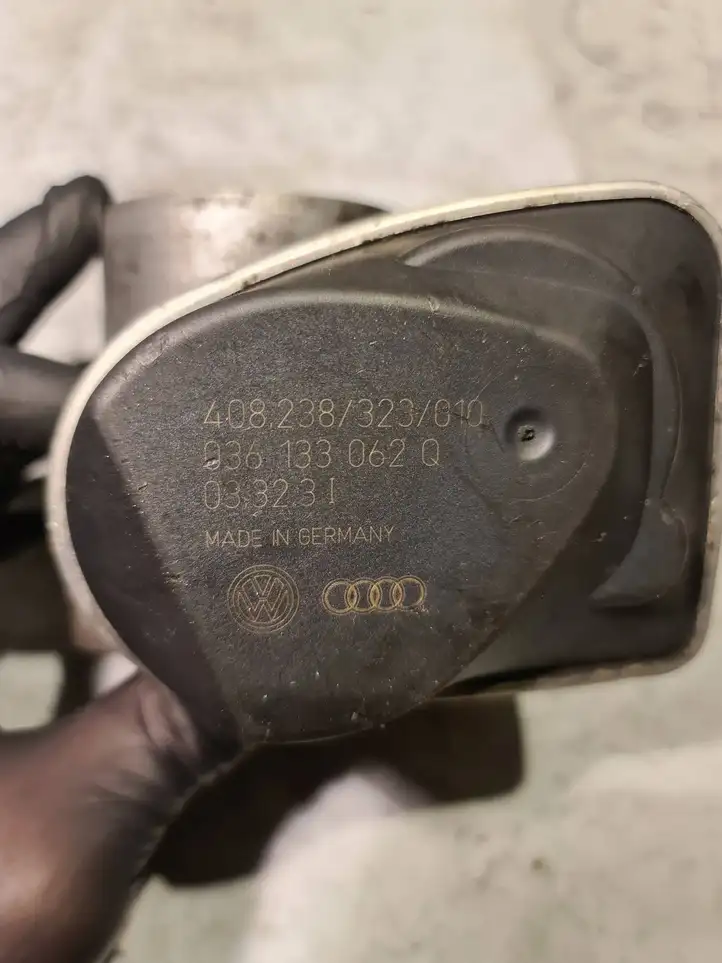 Volkswagen Golf V (2003 - 2009) 036133062Q Дроссельная заслонка — фото 9