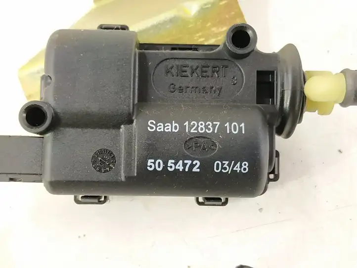 Saab 9-3 Ver2 (2003 - 2007) Замок крышки топливного бака — фото 5