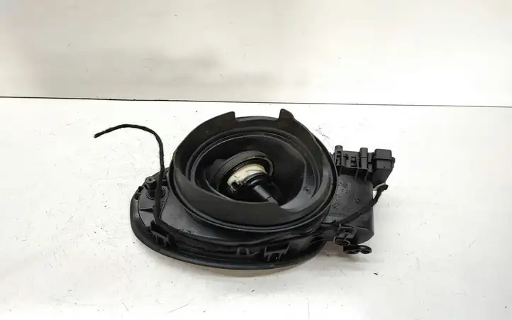 BMW 1 F20 F21 (2011 - 2019) 7238095 Крышка топливного бака — фото 3