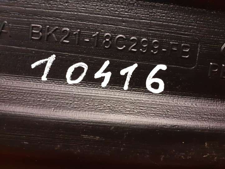 Ford Transit Custom (2014 - )  10416 Воздуховоды