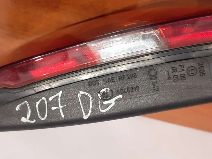 Mercedes-Benz E A207 (2010 - 2017)  A2078200364 Задний фонарь в крышке багажника