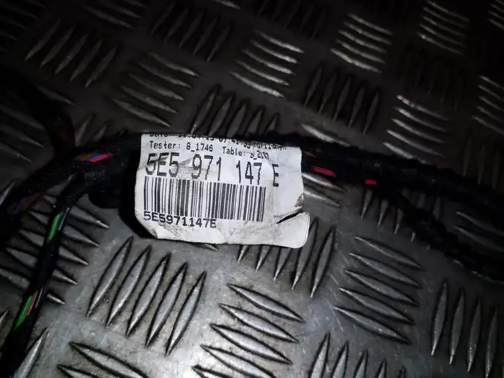 Skoda Octavia Mk4 (2019 - ) 5E5971147E Жгут проводов крышки багажника — фото 2