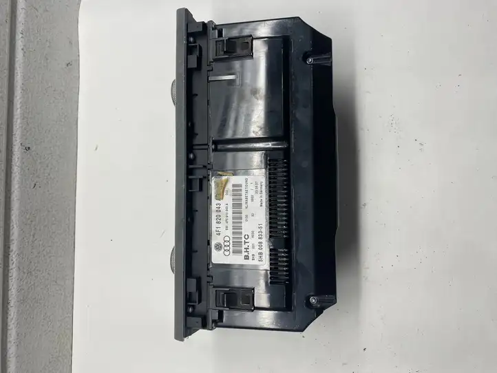 Audi A6 (2004 - 2008)  4F1820043 Блок управления кондиционера воздуха / климата/ печки (в салоне)