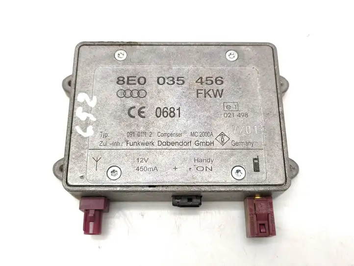 Audi A6 S6 C5 4B (2001 - 2004) 8E0035456 Усилитель антенны — фото 1