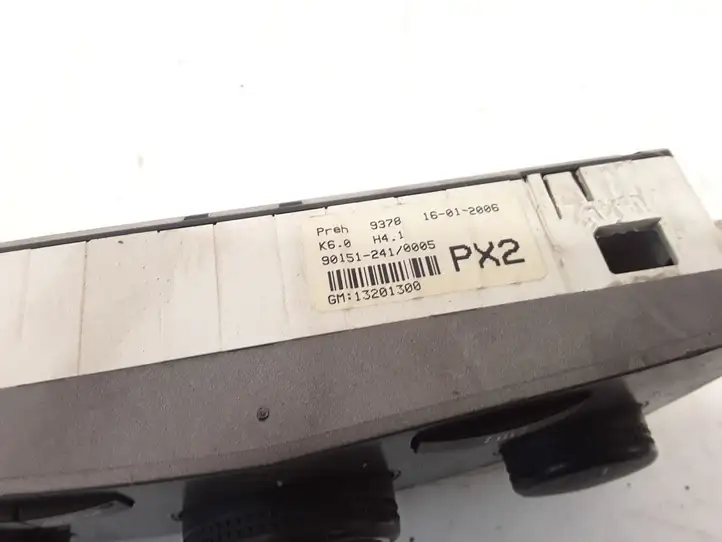Opel Zafira B (2003 - 2006) 13201300 Блок управления климат-контролем — фото 3
