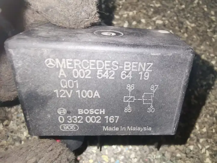 Mercedes-Benz E W211 (2002 - 2009) A0025426419 Реле накала свечей — фото 3