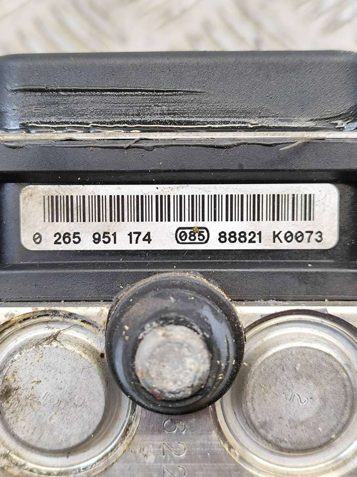 Citroen C5 (2008 - 2017)  0265951174 Блок ABS
