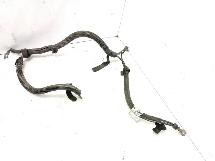 Citroen Xsara Picasso (1999 - 2012) 9633438280 Плюсовой провод аккумулятора — фото 1