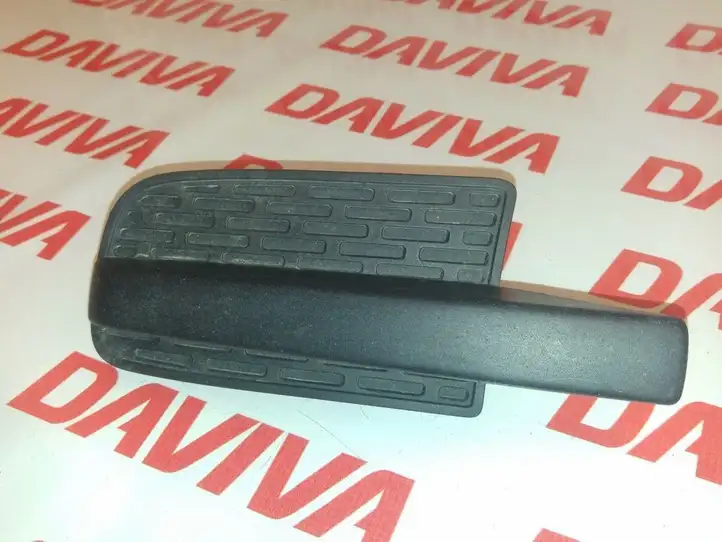 Ford Ranger (2006 - 2009) UR8850C21 Нижняя решетка переднего бампера — фото 1