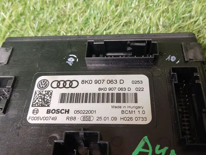 Audi A4 S4 B8 8K (2007 - 2011) 8K0907063D Модуль комфорта — фото 2