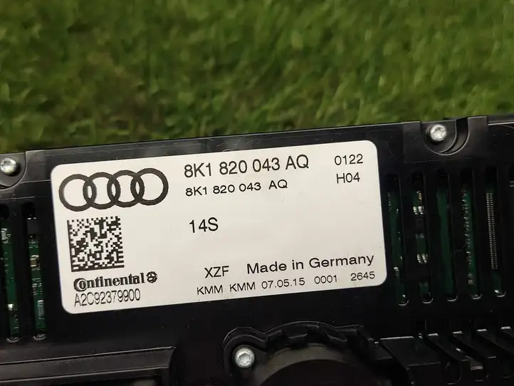 Audi Q5 SQ5 (2012 - 2017) 8K1820043AQ Блок управления климат-контролем — фото 2
