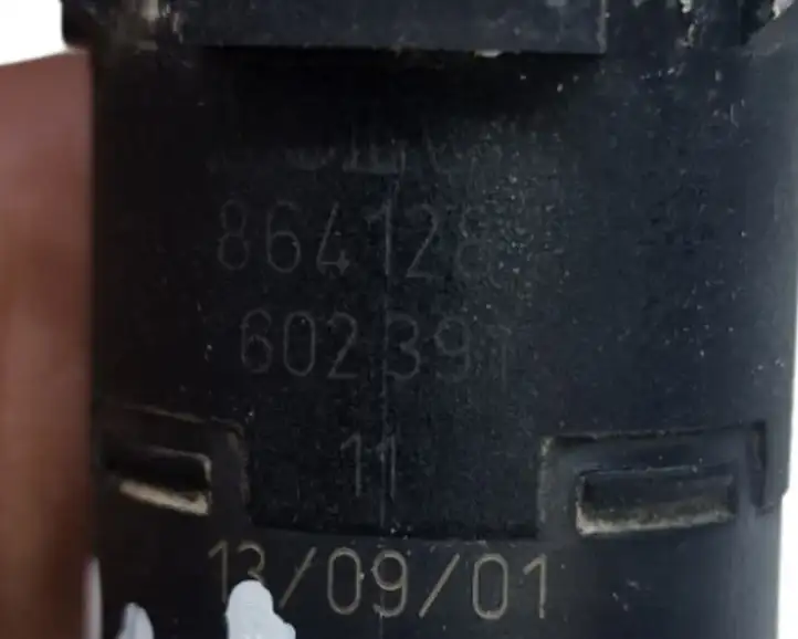 Volvo V70 (2000 - 2004)  8641281 Датчик (датчики) парковки