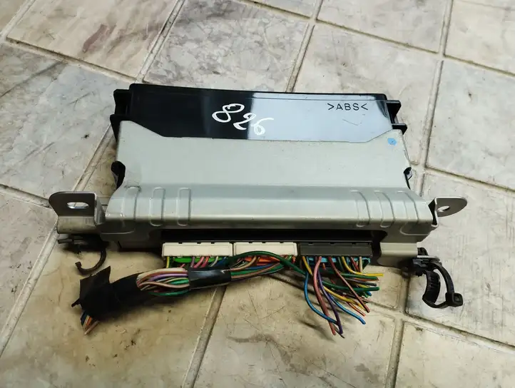 Subaru Outback (2007 - 2009) 88281AG671 Модуль комфорта — фото 4